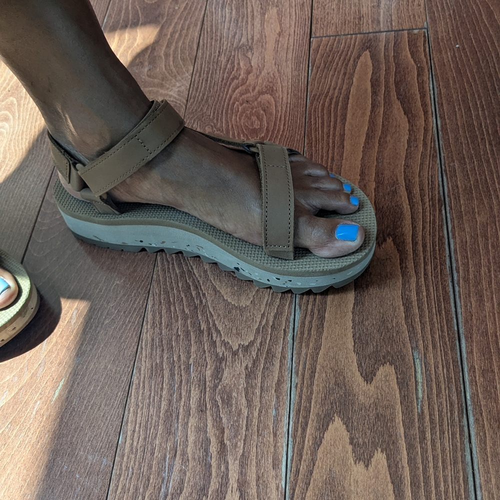 Teva Brown Tan Platform Sport Sandals - Picture 4 of 13